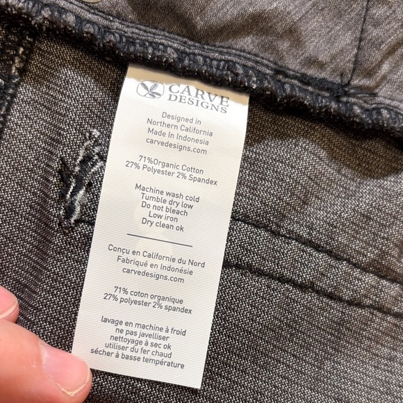 Carve Designs Carson Cord Women's Black Skirt Size 6 - Picture 8 of 8